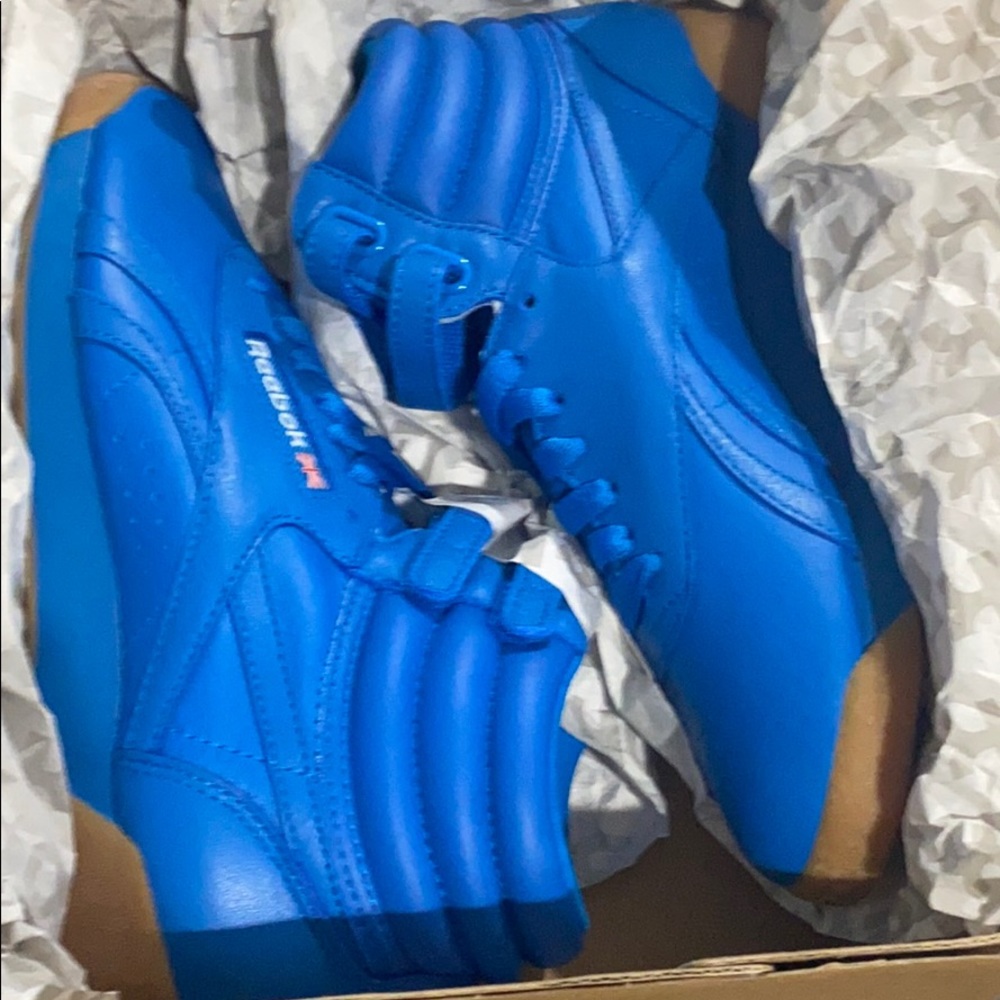 Instinct blue/ white hi top Reebok